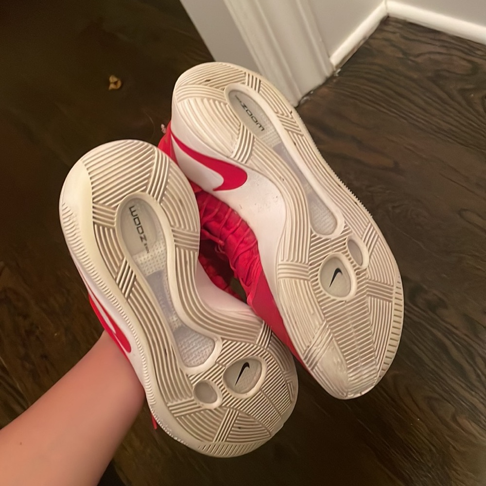 Nike Hyperdunks - image 3